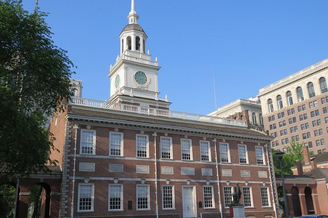 alexander-hamilton-private-group-walking-tour-in-philadelphia