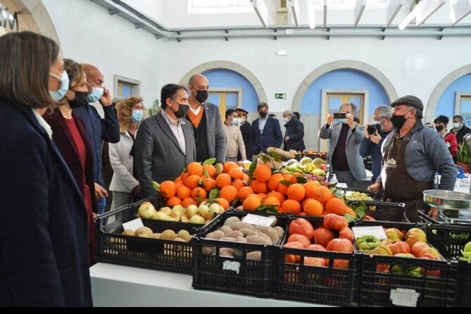 algarve-wines-tasting-shared-experience-at-mercado-municipal-de-silves-2