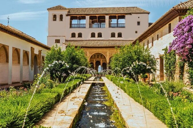alhambra-tour-with-generalife-and-alcazaba-admission-not-included