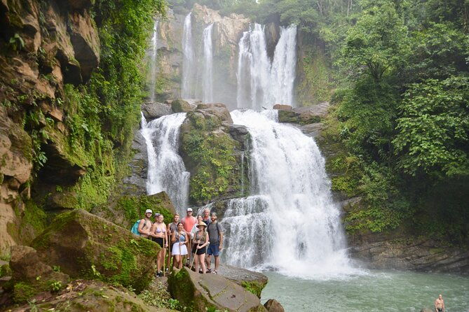 all-inclusive-full-day-nauyaca-waterfall-tour