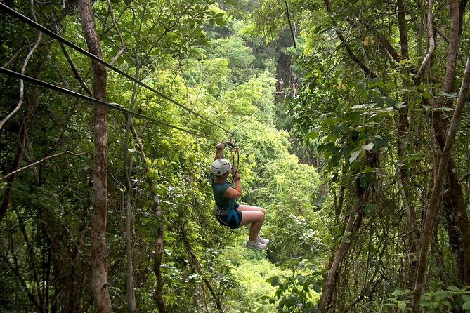 altun-ha-temple-zip-line-cave-tube