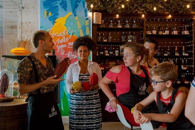 amazing-colombian-chocolate-and-cacao-workshop-in-cartagena