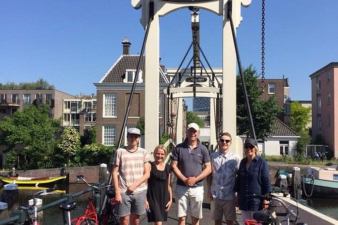 amsterdam-bike-rental-with-free-gps-narrated-bike-tour