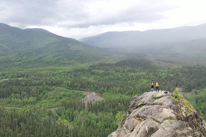 angel-rocks-hike-and-chena-hot-springs-soak-guided-tour-2