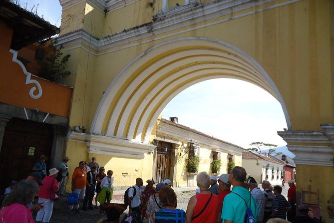 antigua-walking-tour-from-puerto-quetzal