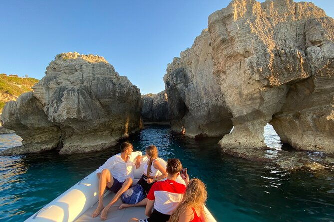 aperitif-at-sunset-group
