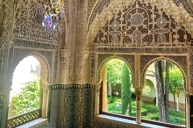 arabic-private-tour-alhambra-not-included-ticket