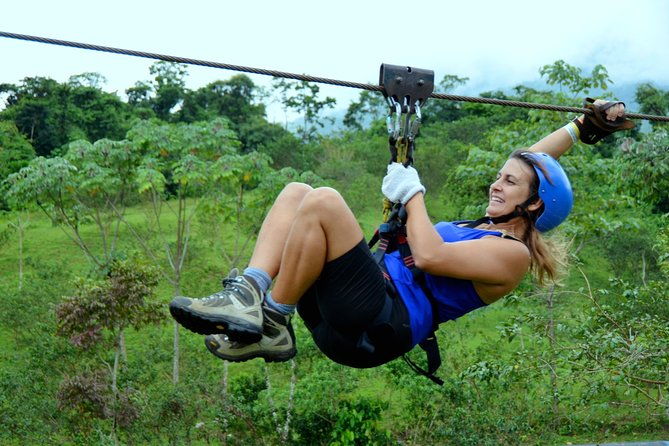arenal-12-zipline-cables-experience-fly-over-la-fortuna-waterfall