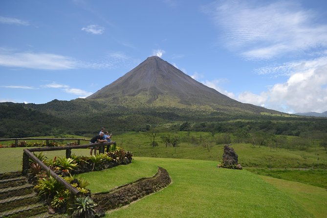 arenal-volcano-hike-trail-baldi-hot-springs-from-arenal