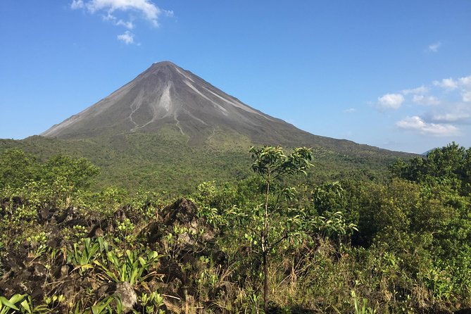 arenal-volcano-hike