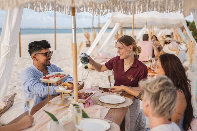 aruba-eagle-beach-romantic-sunset-picnic-in-a-luxury-cabana