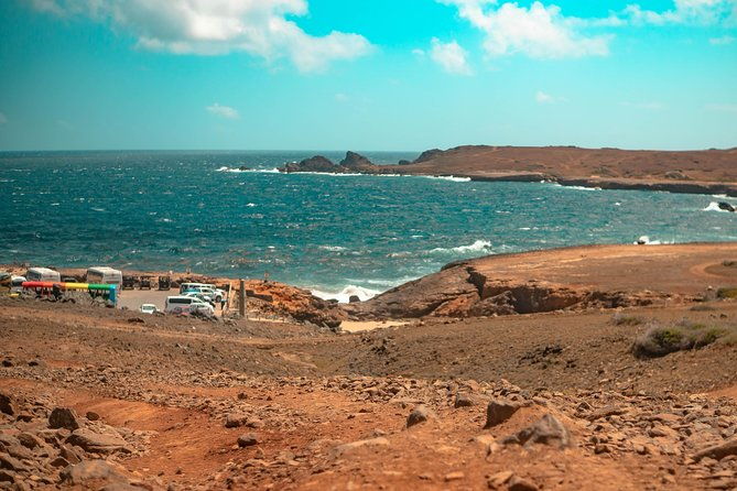 aruba-jeep-tour-natural-pool-caves-and-baby-beach-adventure