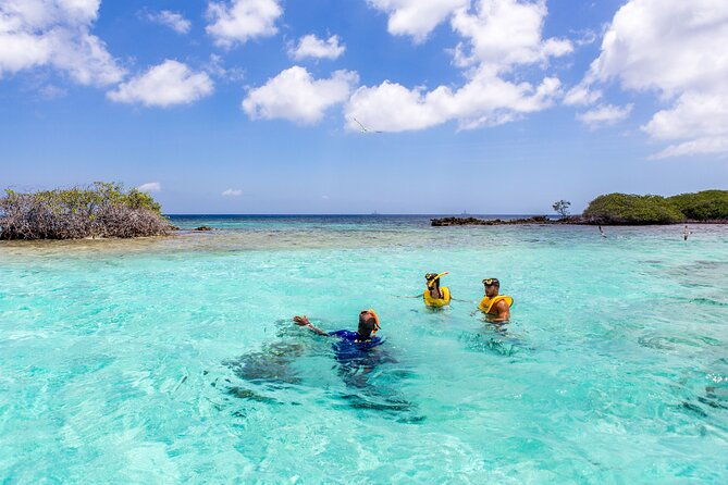 aruba-lagoon-cruise-with-onboard-chef-and-signature-cocktails