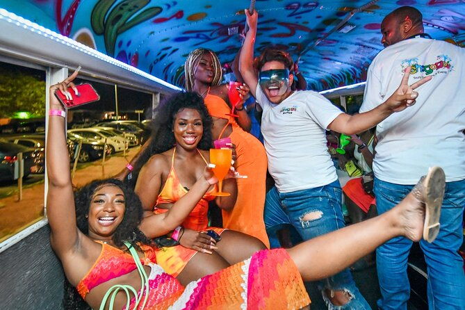 aruba-nightlife-and-barhopping-on-chogogo-party-bus