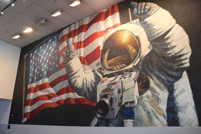 astroville-tunnel-tour-nasa-space-center-ticket-transportation-2