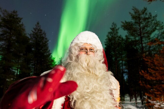 aurora-borealis-hunting-with-photography-and-videography-2
