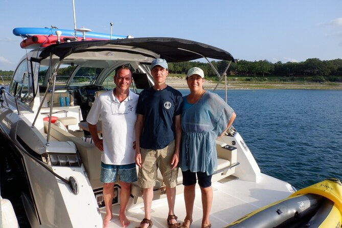 austin-wellness-yacht-charter-experience-on-lake-travis
