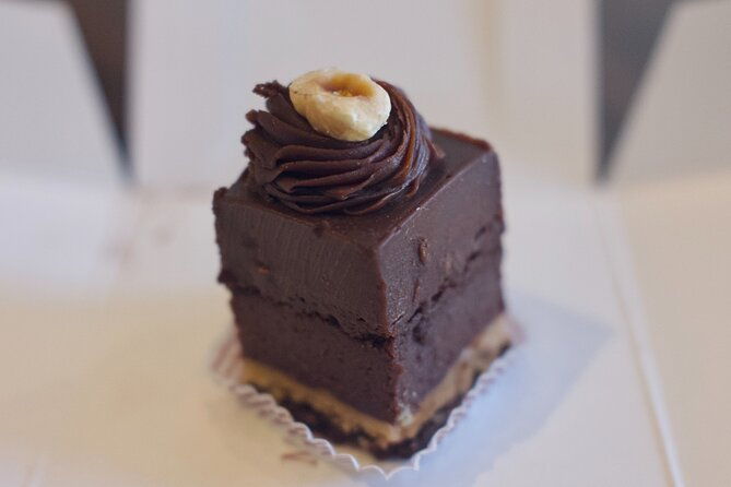 back-bay-chocolate-and-art-galleries-tour