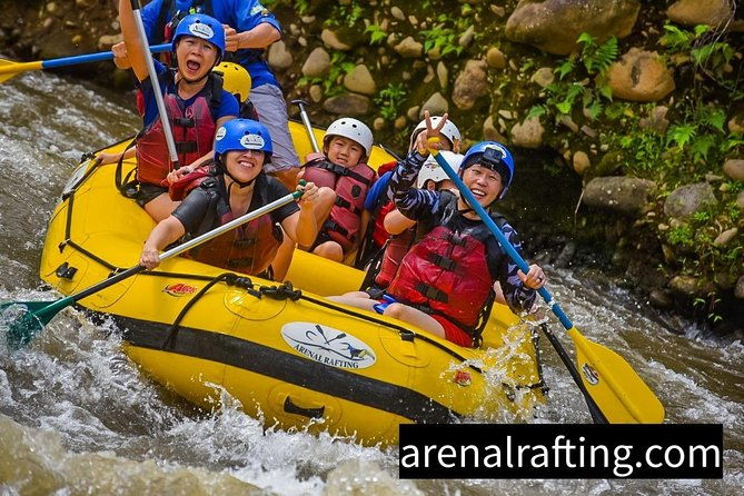 balsa-river-white-water-rafting-class-2-3-in-costa-rica