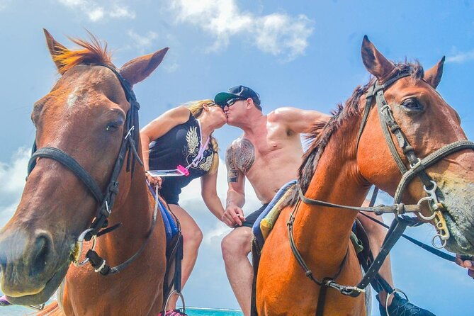 bamboo-rafting-and-horseback-riding