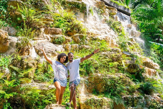 bamboo-rafting-river-tubing-and-appleton-rum-tasting