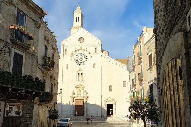 bari-walk-through-history