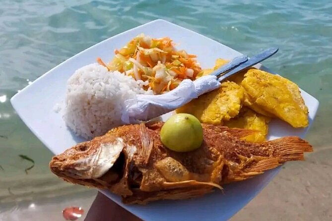 baru-island-playa-blanca-tour-with-caribean-colombians-lunch