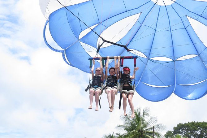 beach-parasailing-with-aguas-azules