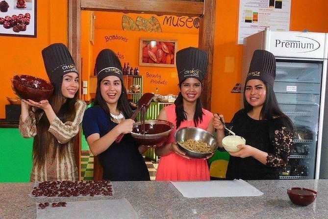 bean-to-bar-chocolate-workshop-in-chocomuseo-cusco