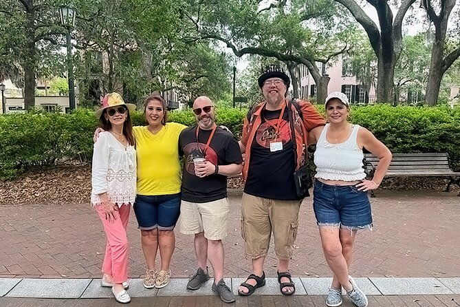 behind-the-plaques-2-hour-historical-walking-tour-in-savannah