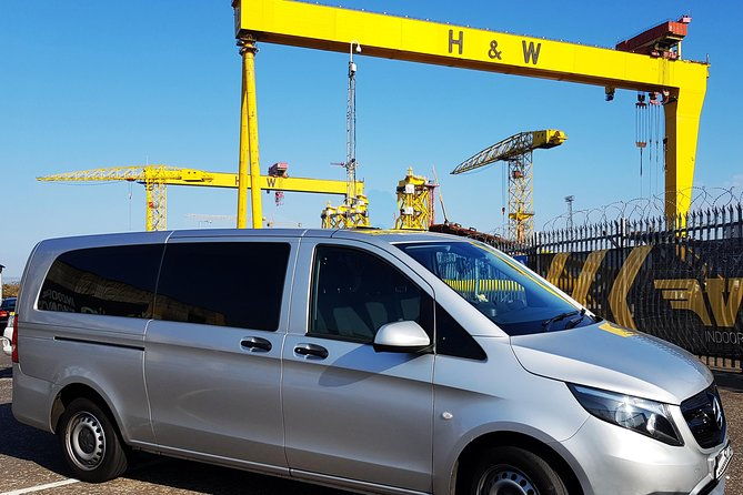 belfast-cab-tour-of-peacewalls-murals-and-the-famous-titanic-slips