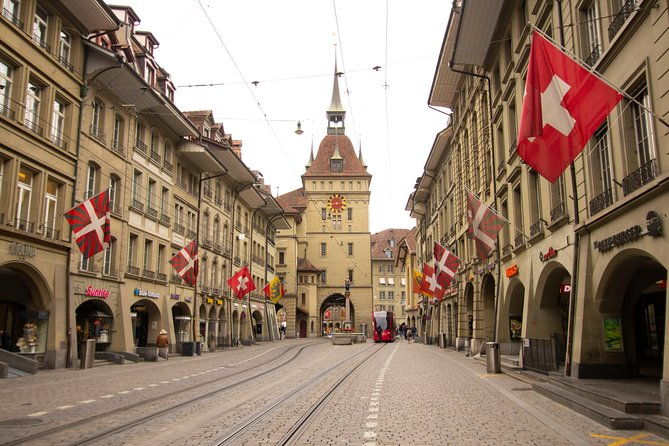 bern-highlights-small-group-walking-tour-with-a-local