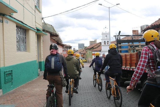 bike-tour-in-la-candelaria-bogota