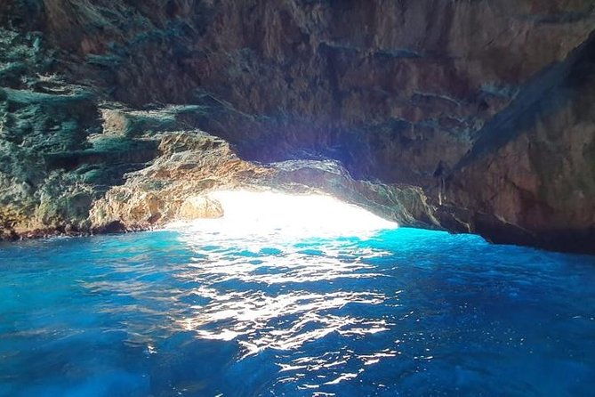 blue-cave-adventure-beach-time