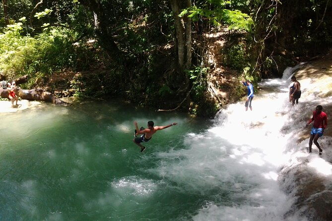 blue-hole-adventure-tour-from-falmouth
