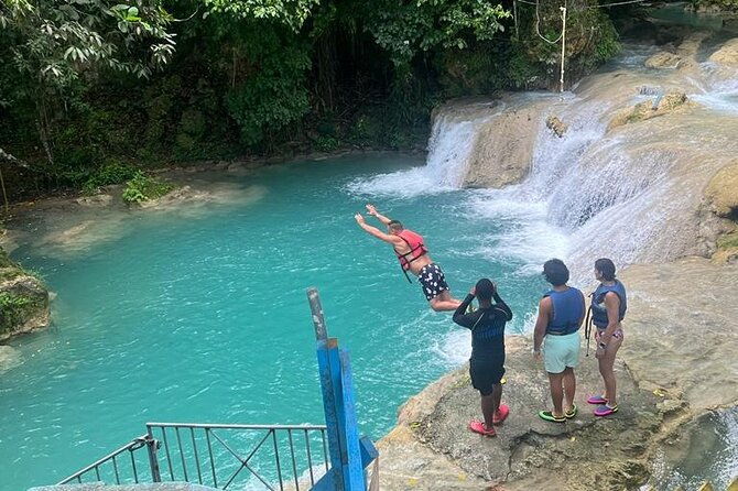 blue-hole-adventurous-and-relaxing-river-tubing-water-activities-in-ocho-rios