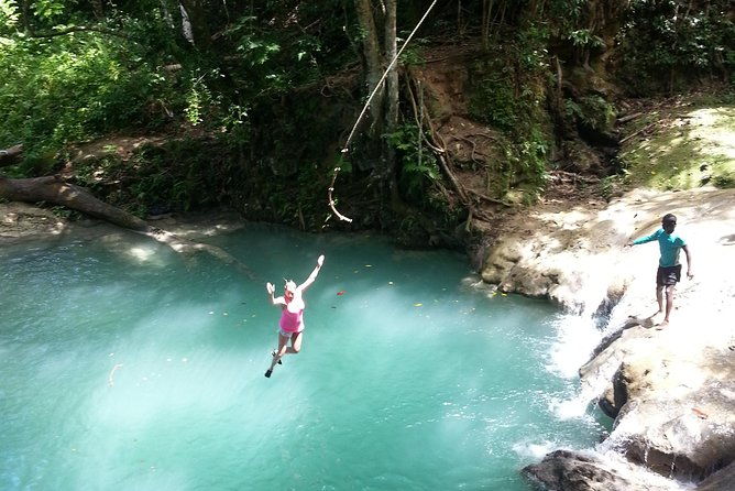 blue-hole-and-dunns-river-falls-from-falmouth