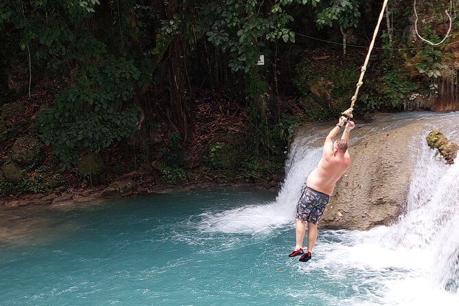 blue-hole-and-river-tubing-the-most-fun-and-relaxing-excursions