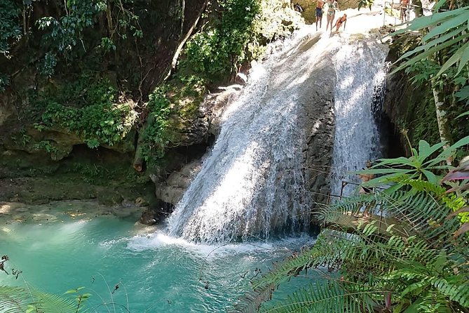 blue-hole-from-ocho-rios