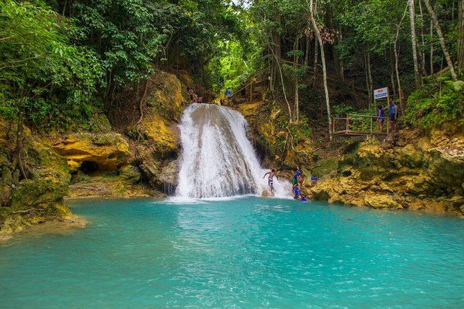 blue-hole-ocho-rios-island-gully-falls