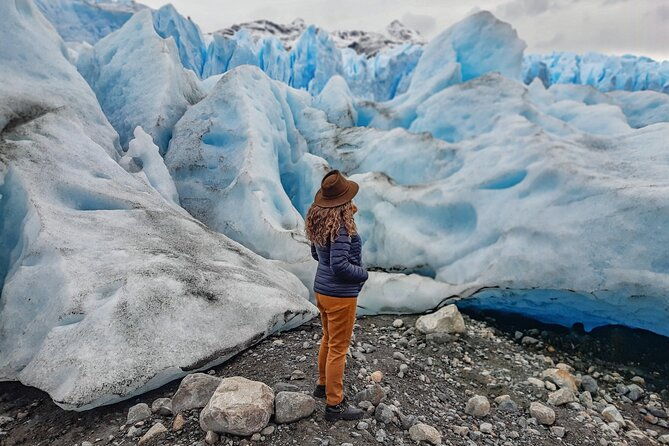 blue-safari-perito-moreno-glacier-with-hiking-and-navigation