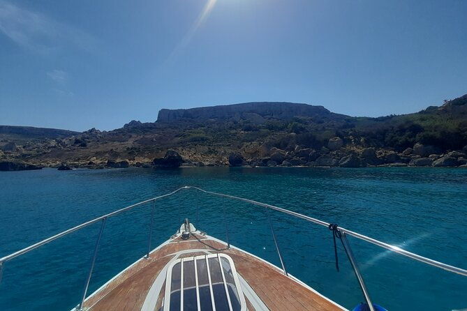 boat-charters-blue-lagoon-crystal-lagoon-comino-malta