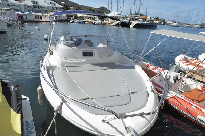 boat-rental-to-go-by-yourself-cap-camarat