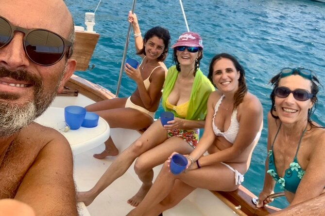 boat-tour-5-terre-portovenere-food-drink-music-swim-3