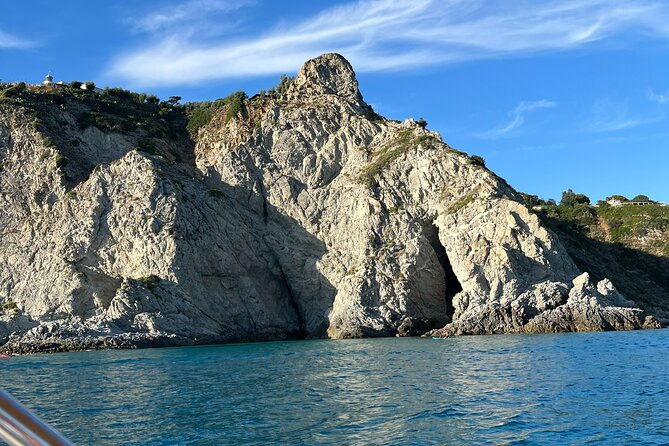 boat-tour-along-the-coast-of-the-gods-with-snorkeling