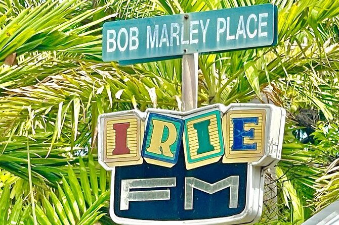 bob-marley-mausoleum-in-nine-miles-st-anns-private-tour