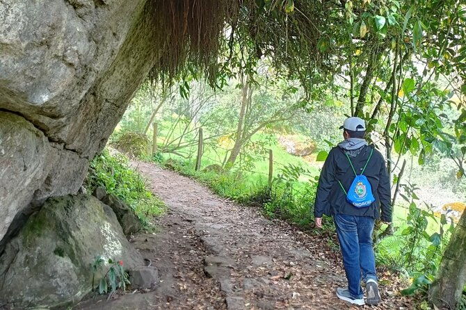 bogota-private-tour-to-la-chorrera-waterfall-and-cerro-guadalupe