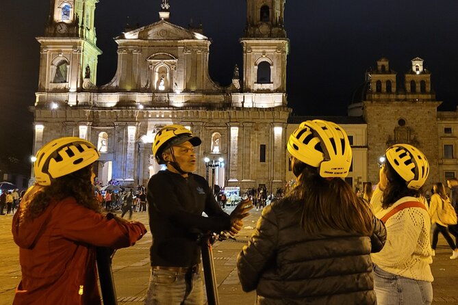 bogota-tour-discover-the-history-of-la-candelaria-on-scooter