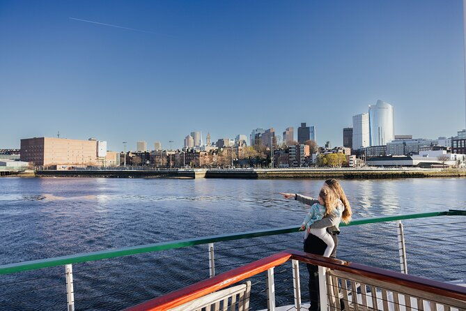 boston-harbor-holiday-brunch-cruise