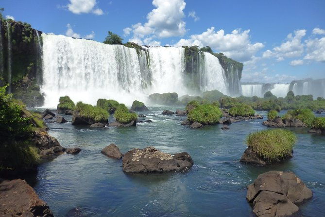 brazilian-side-of-iguazu-falls-half-day-sightseeing-tour